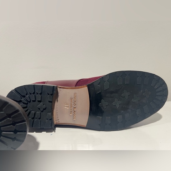 NEW! Manolo Blahnik Pocola Suede and Leather Boots in Burgandy - Picture 9 of 9